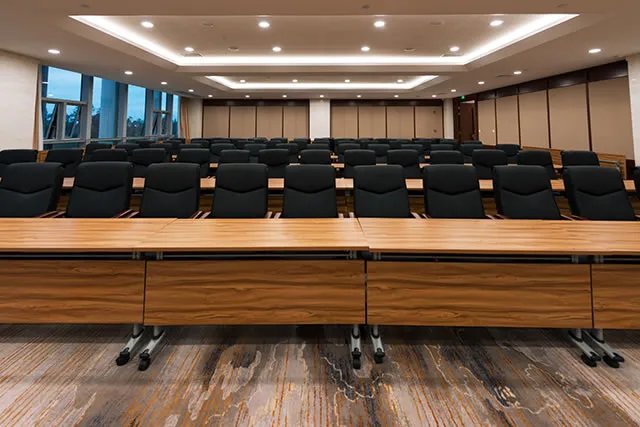 全方位會(huì)議酒店 服務(wù)、功能與專業(yè)會(huì)展支持